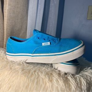 Vans size 2.5 youth 4 women